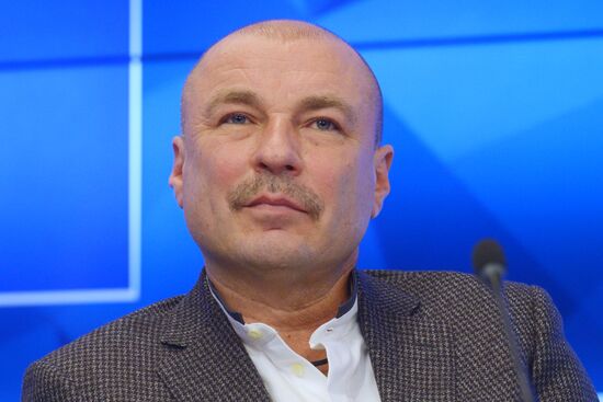 Russian Figure Skating Federation gives news conference