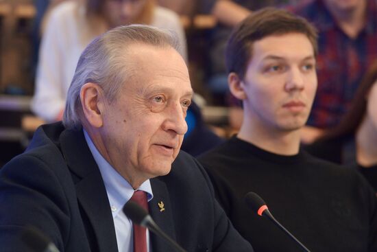 Russian Figure Skating Federation gives news conference