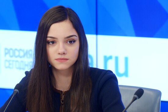 Russian Figure Skating Federation gives news conference