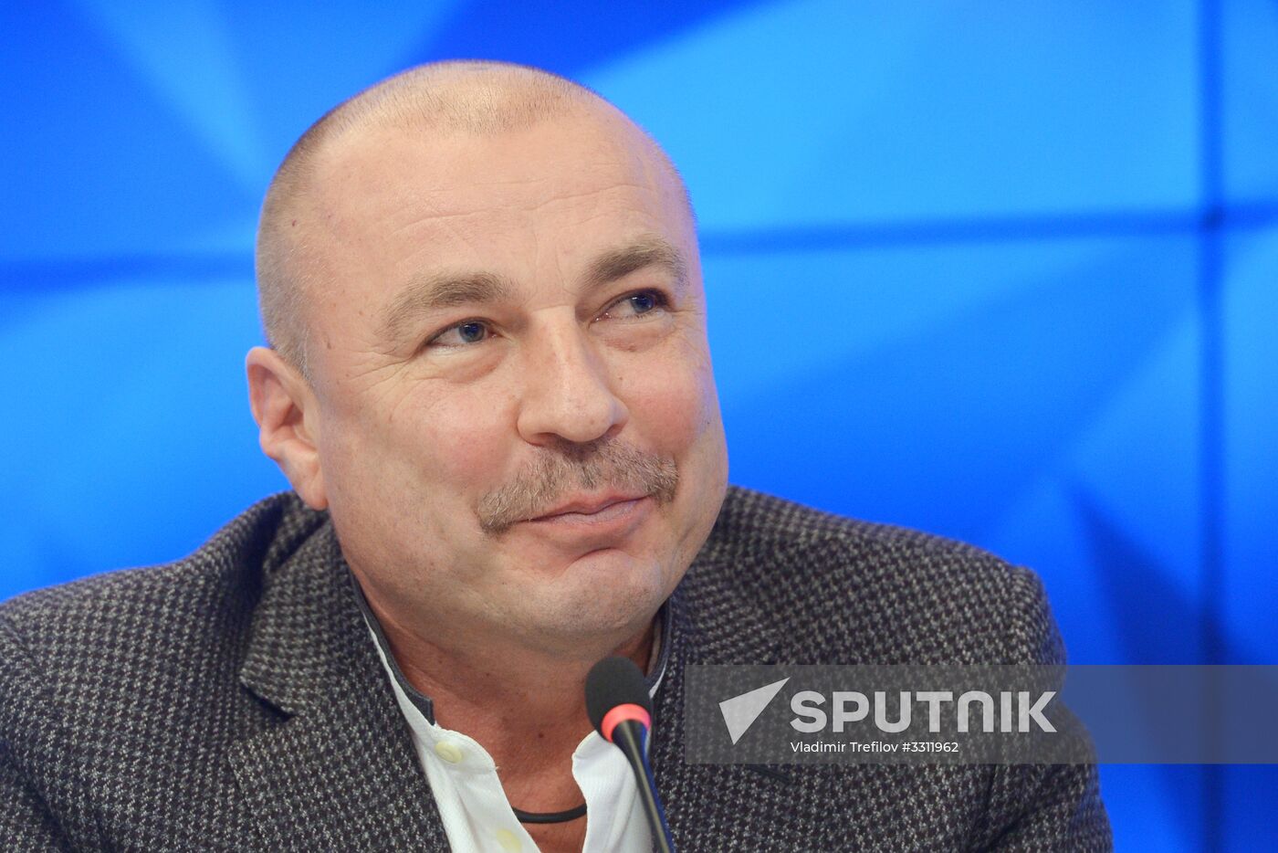 Russian Figure Skating Federation gives news conference