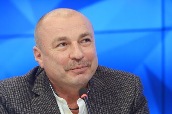 Russian Figure Skating Federation gives news conference