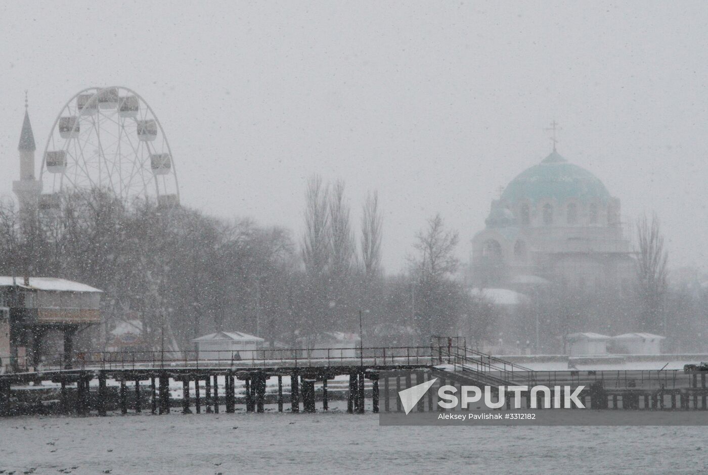Snowfall in Crimea