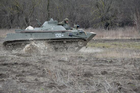 Exercises of air-landing troops in Krasnodar Territory