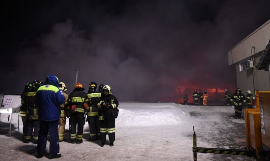 Fire on river cruise boat in Moscow