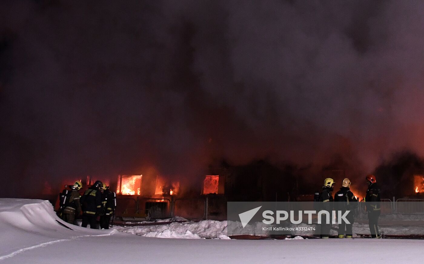 Fire on river cruise boat in Moscow