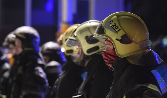 Fire on river cruise boat in Moscow