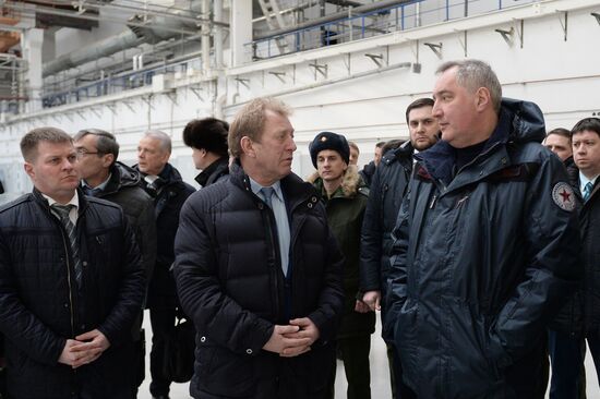 Deputy Prime Minister Rogozin visits Polyot production company
