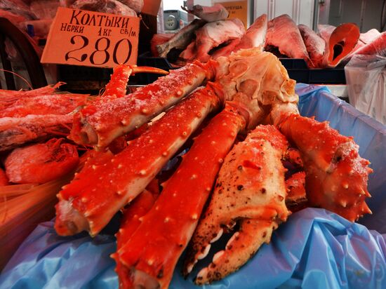 Food market in Vladivostok