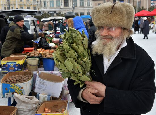 Food market in Vladivostok
