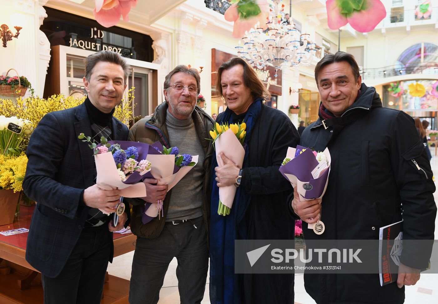 Spring flower bazaar in Petrovsky Passage