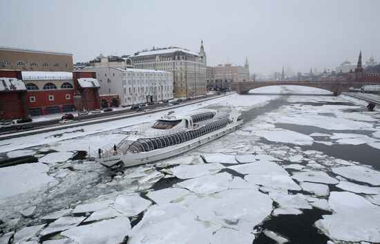 Snowfall in Moscow