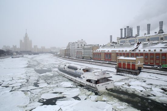 Snowfall in Moscow