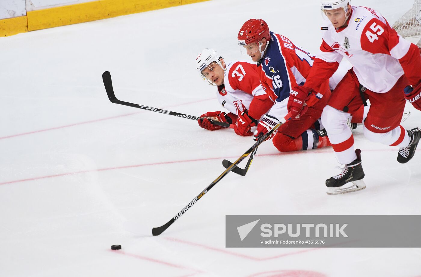 Kontinental Hockey League. CSKA vs. Spartak