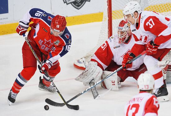 Kontinental Hockey League. CSKA vs. Spartak