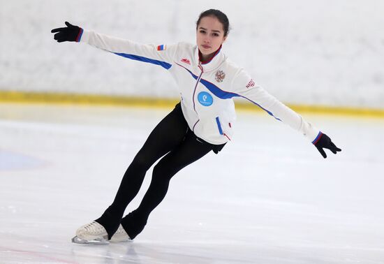 Figure skater Alina Zagitova during training