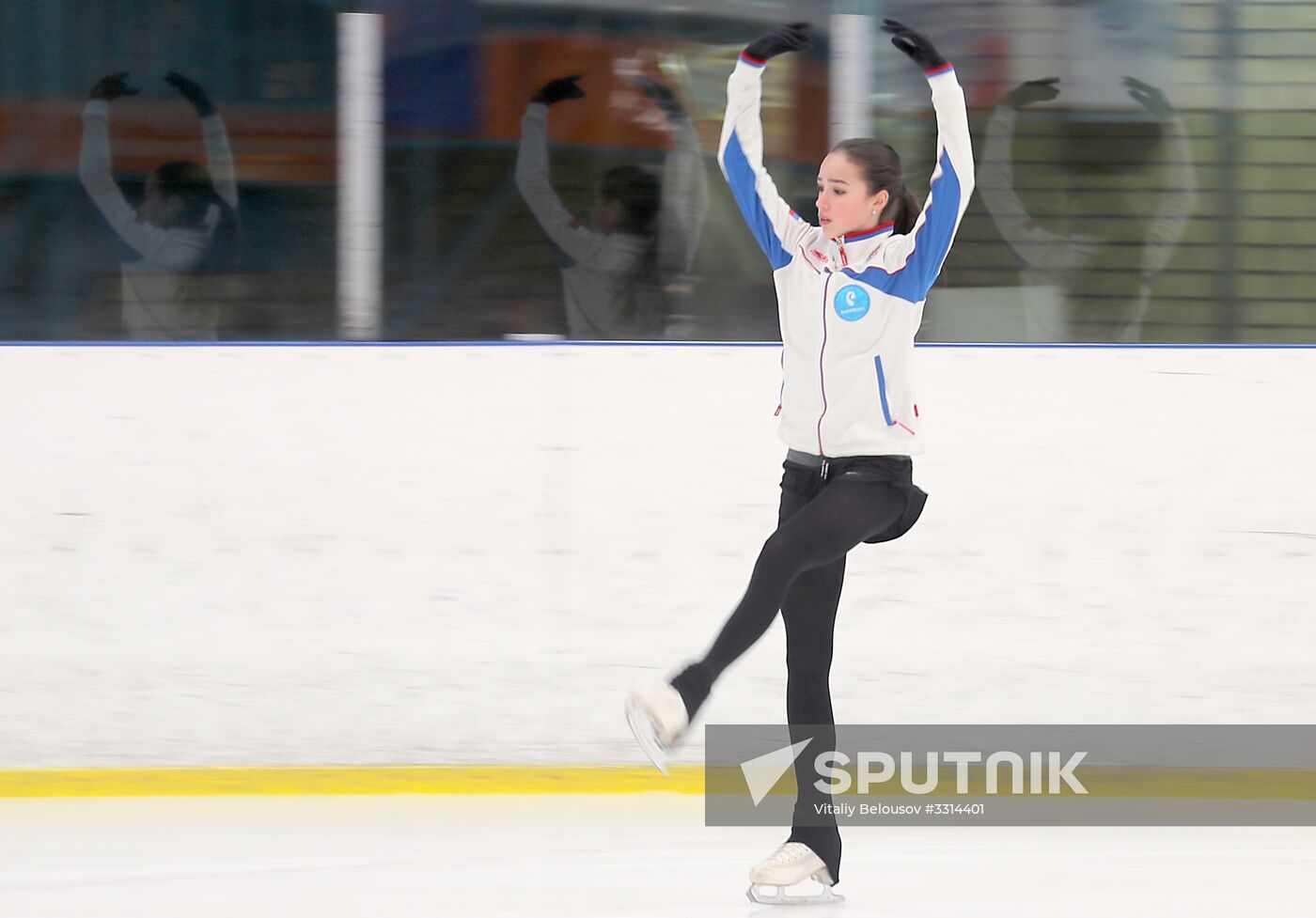 Figure skater Alina Zagitova during training