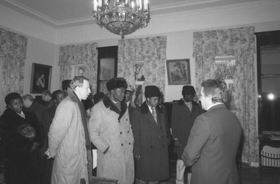 Mali's President Moussa Traore visits USSR