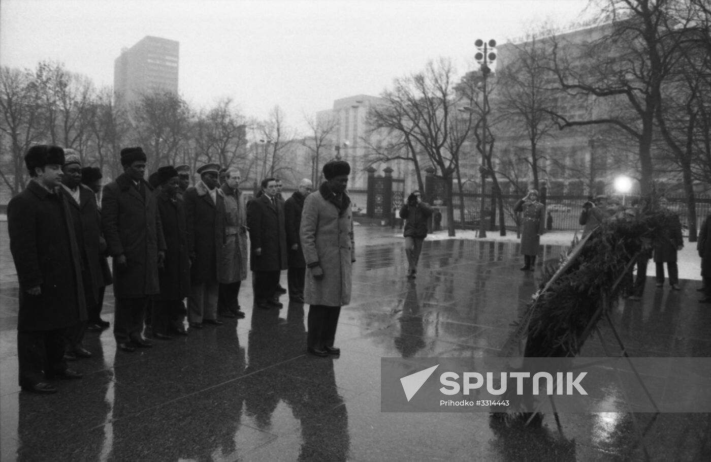 Mali's President Moussa Traore visits USSR