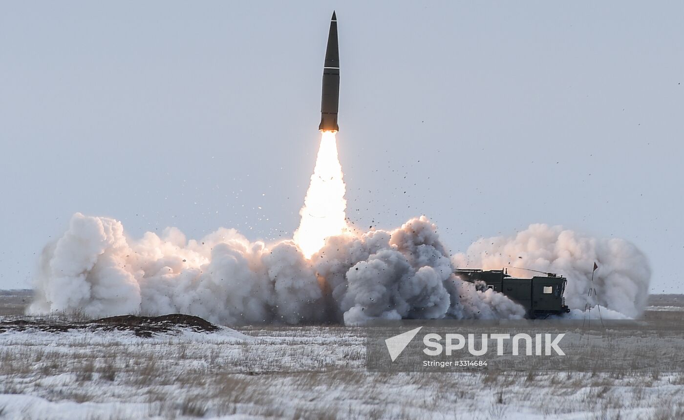 Iskander-M missile system launched at Kapustin Yar range