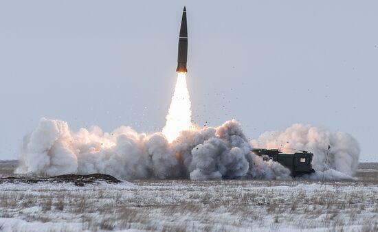 Iskander-M missile system launched at Kapustin Yar range