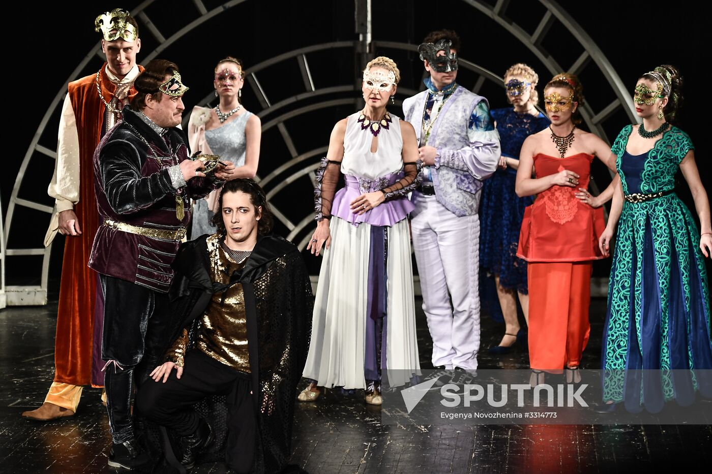 Romeo and Juliet theater show