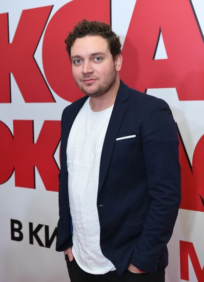 Movie Hello There, Oksana Sokolova debuts in Moscow