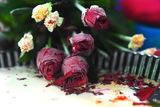 Moscow Metro hosts Freeze Flowers, Melt Hearts project