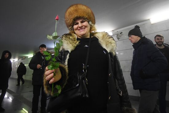 Moscow Metro hosts Freeze Flowers, Melt Hearts project