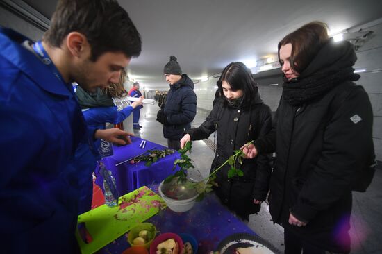 Moscow Metro hosts Freeze Flowers, Melt Hearts project