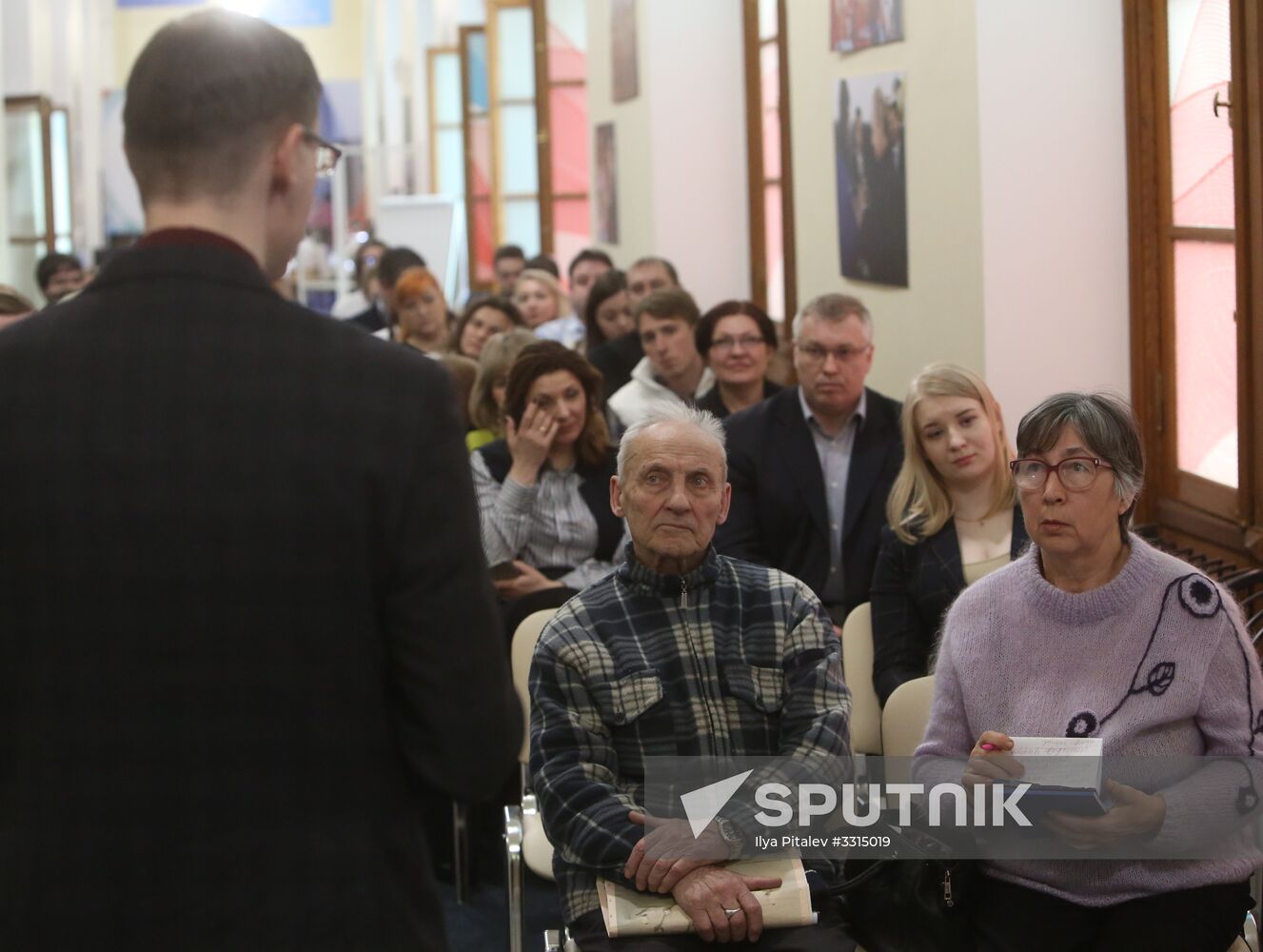 Coaching election monitors at Vladimir Putin's campaign headquarters