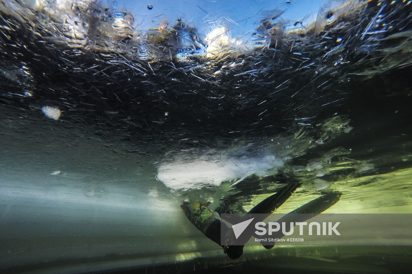 Divers of National Guard's special task force unit in combat training