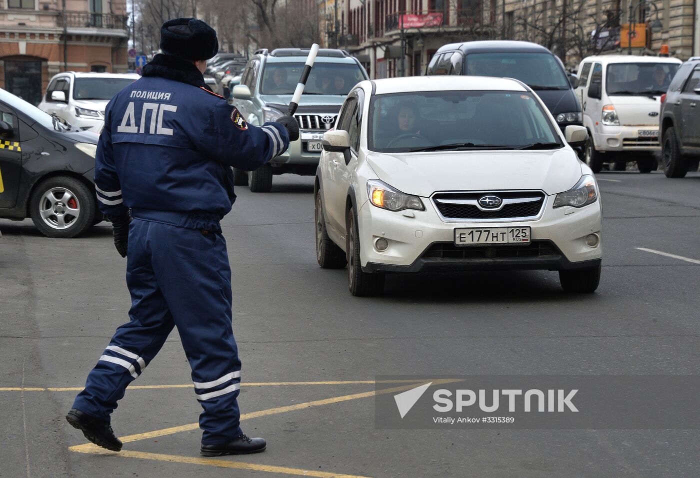 Police congratulates women drivers on International Women's Day in Vladivostok