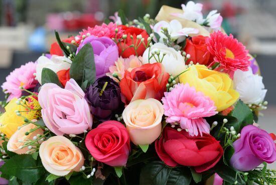 Preparation for International Women's Day in Russian cities