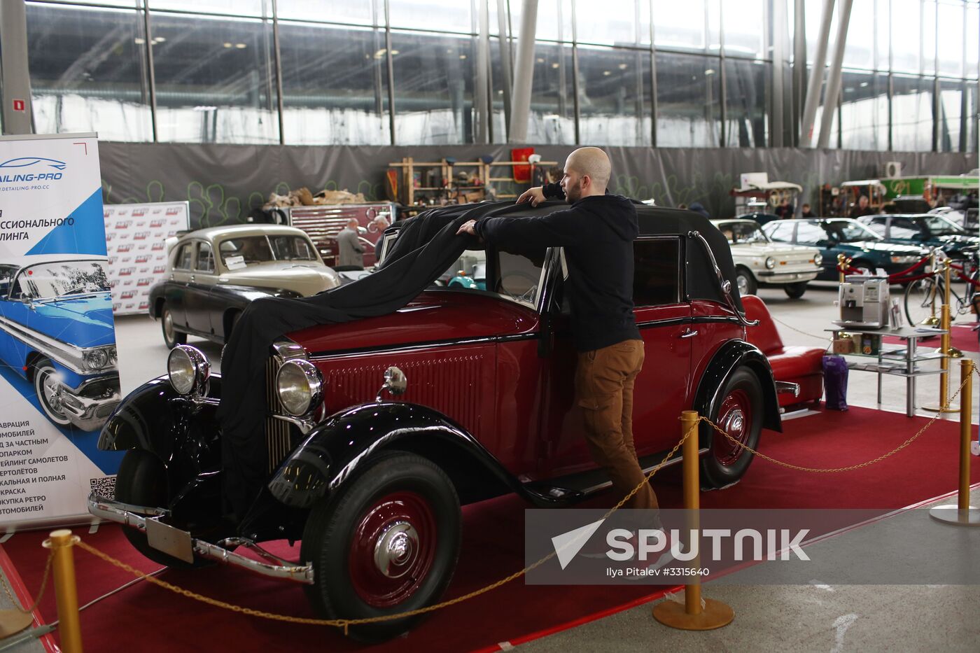 27th Oldtimer Gallery exhibition