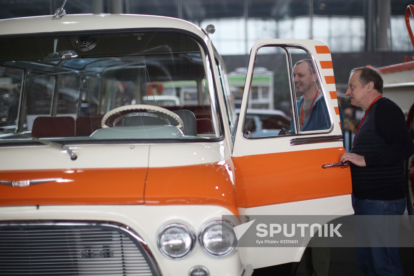 27th Oldtimer Gallery exhibition