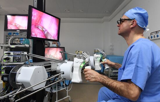 Russian surgical robot performs test surgery on swine in Penza