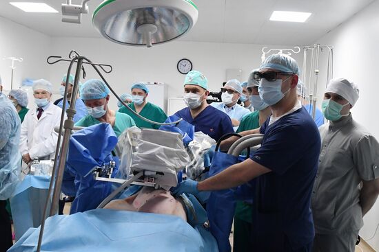 Russian surgical robot performs test surgery on swine in Penza