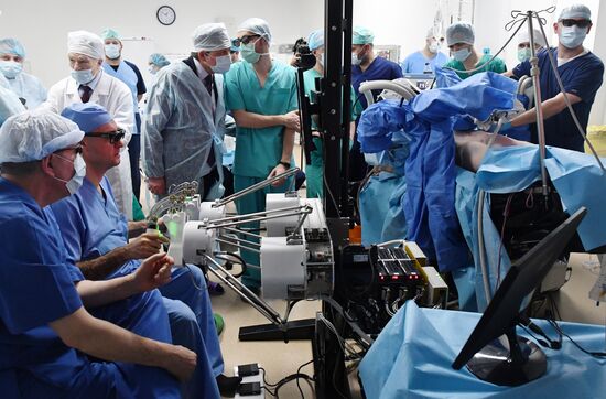 Russian surgical robot performs test surgery on swine in Penza