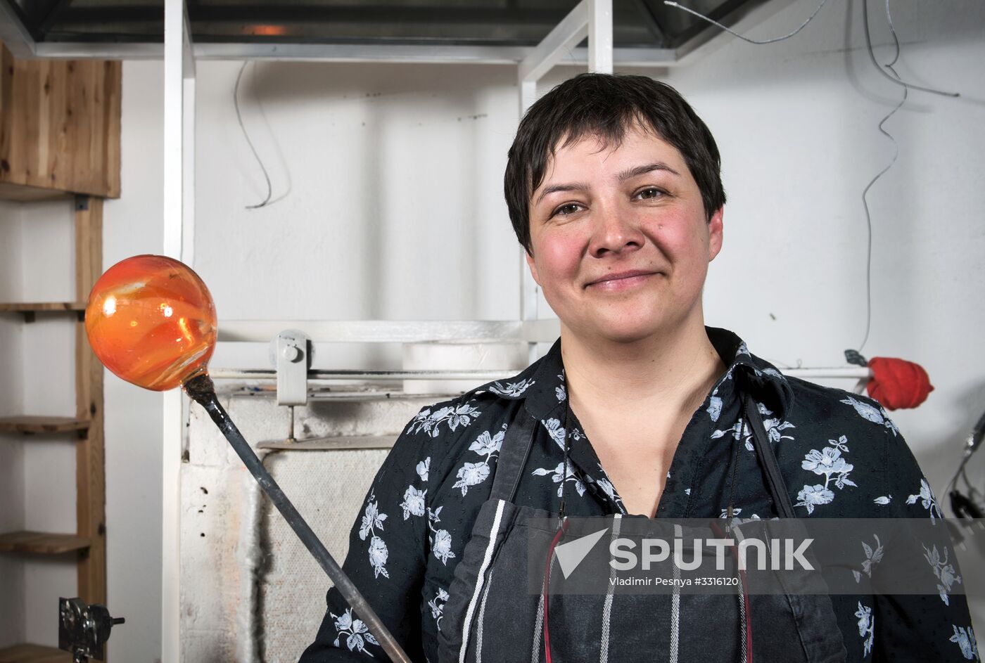 'Non-feminine' profession. Glassblower Yekaterina Vasilik