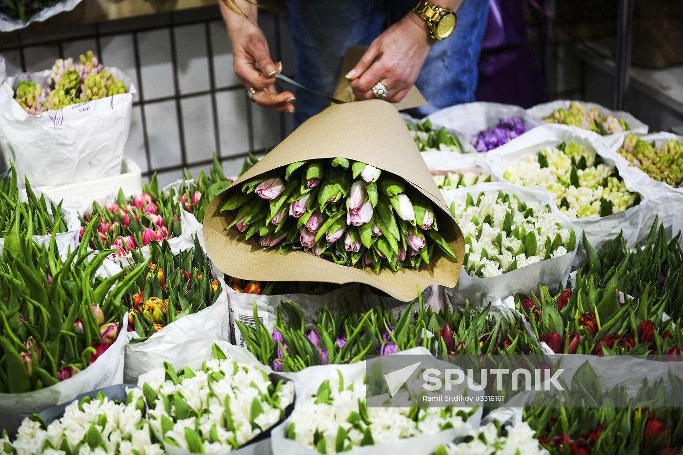 Flower sale on International Women's Day