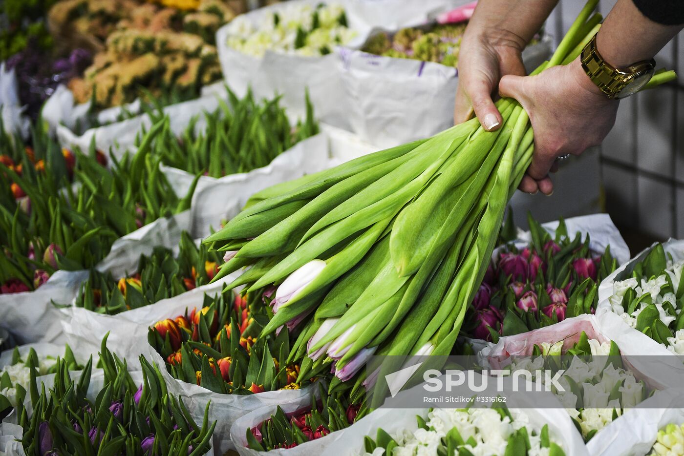 Flower sale on International Women's Day