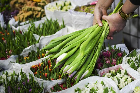 Flower sale on International Women's Day