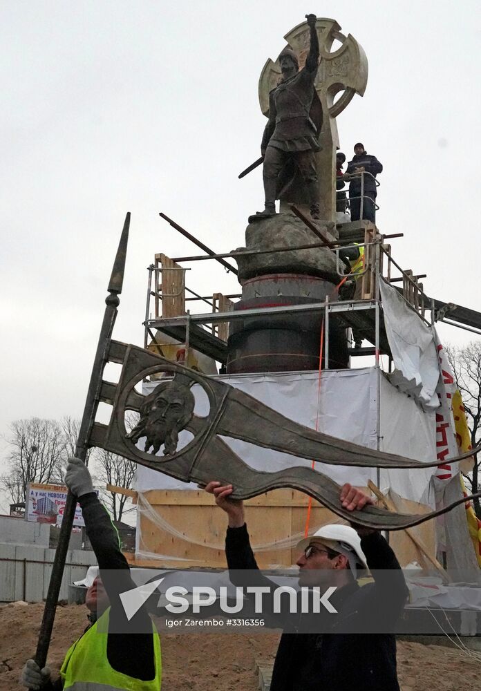 Alexander Nevsky monument is erected in Kaliningrad