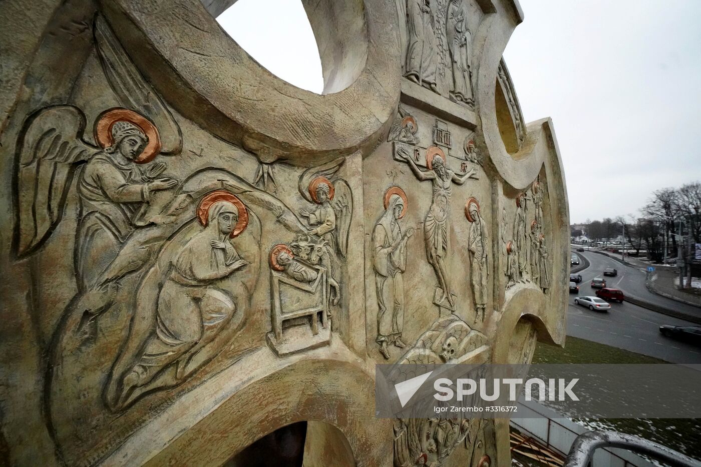 Alexander Nevsky monument is erected in Kaliningrad