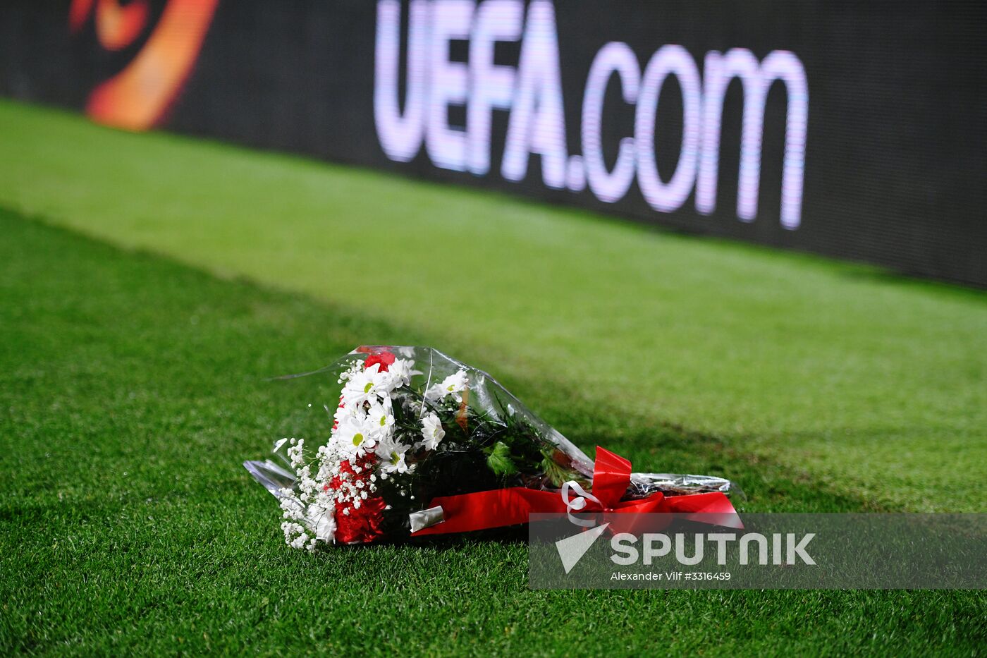 Football. UEFA Europa League. Atletico vs. Lokomotiv
