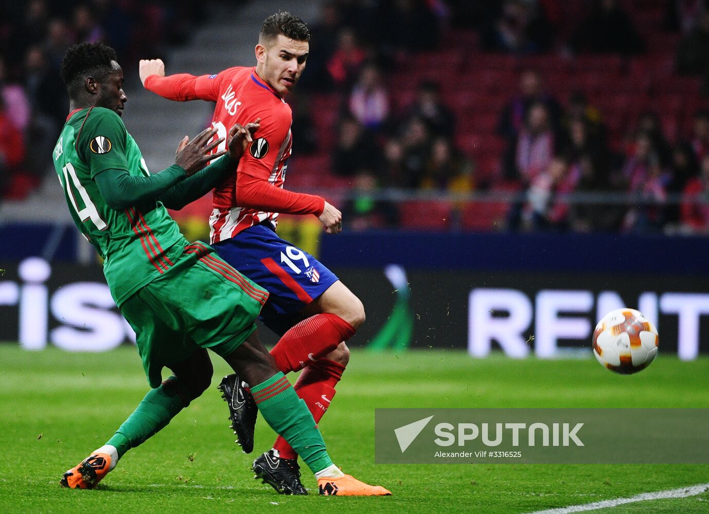 Football. UEFA Europa League. Atletico vs. Lokomotiv