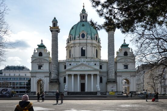 Cities of the world. Vienna