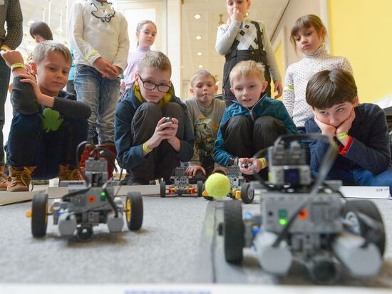 WOW! HOW? science festival for children