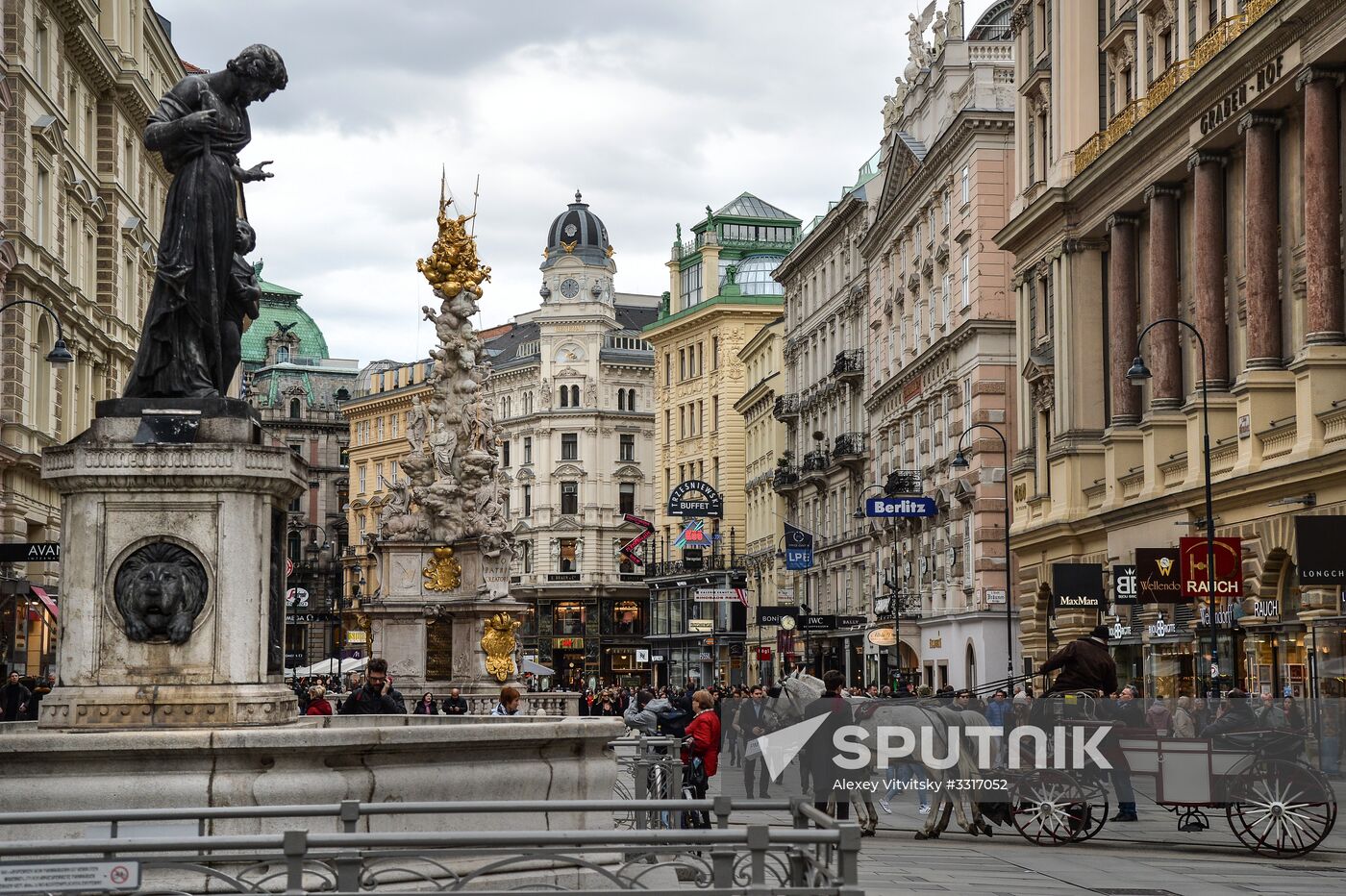 Cities of the world. Vienna