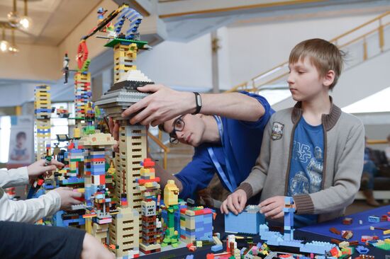 WOW! HOW? science festival for children
